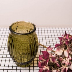 Vase en verre fumé vert