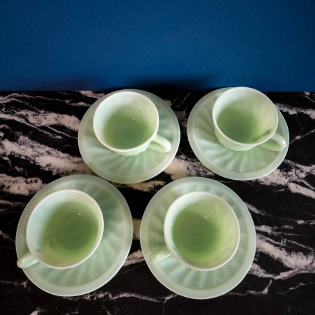 4 tasses , opaline vert mint