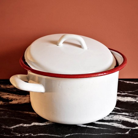 Petite cocotte en tôle émaillée