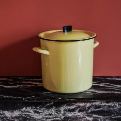 Cocotte en tôle émaillée jaune