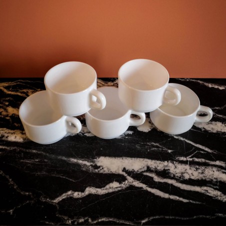 Tasses à café, opaline blanche